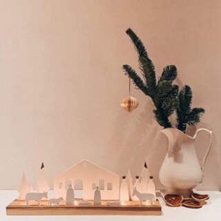 ✨RÄDER✨
.
Ga voor een stijlvolle kerst met raeder!✨
Ontdek al het mooi in onze webshop. 
Heb jij ook net als Jolien een mooie foto van iets wat je bij ons hebt aangekocht? 
Tag ons zeker in je foto en laat ons meegenieten! 🧡
.
#feelscosy #porselein #räder #webwinkel #interieur #kerstdecoratie #maakhetgezellig #kersttafel